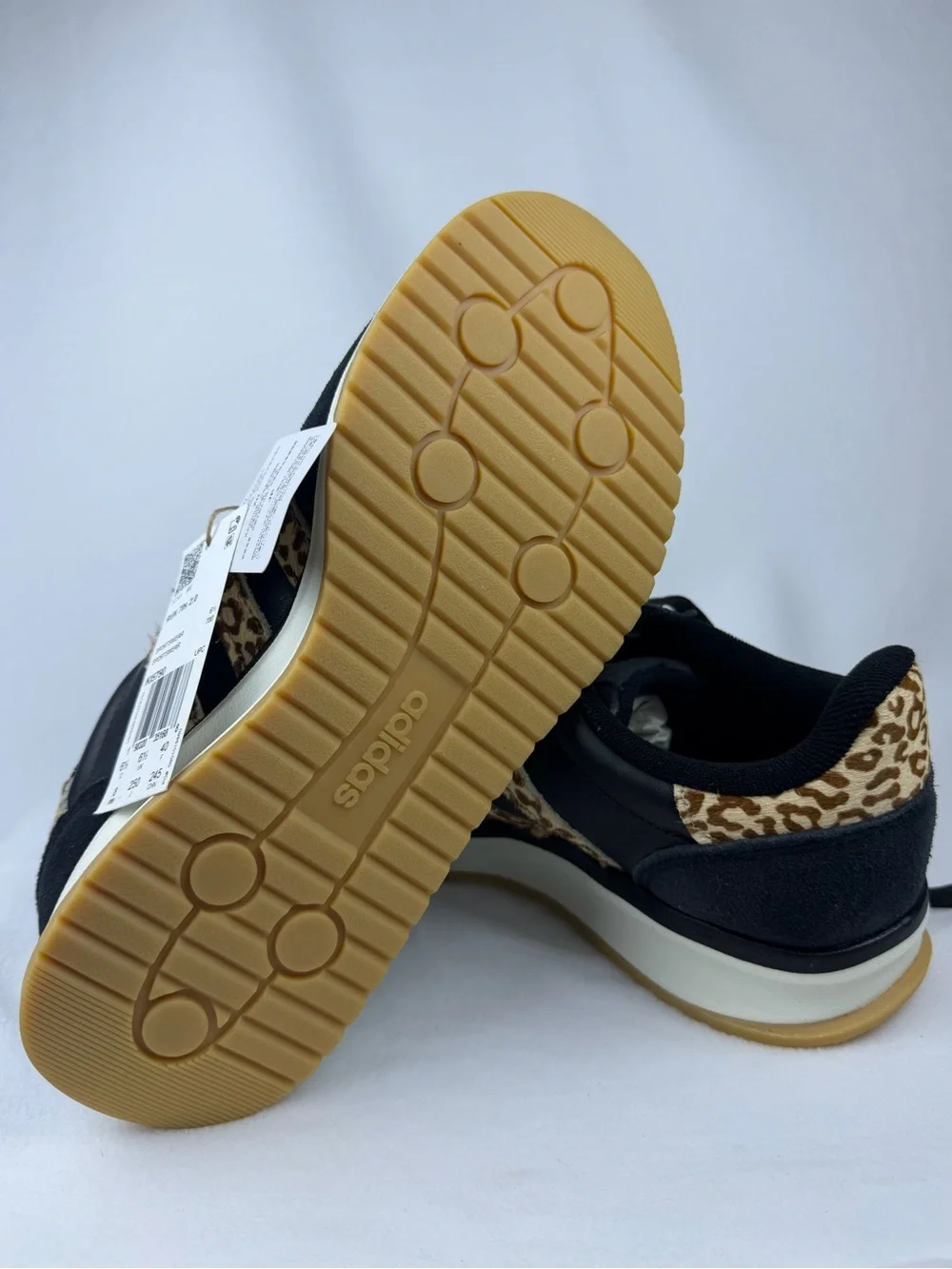 adidas step out